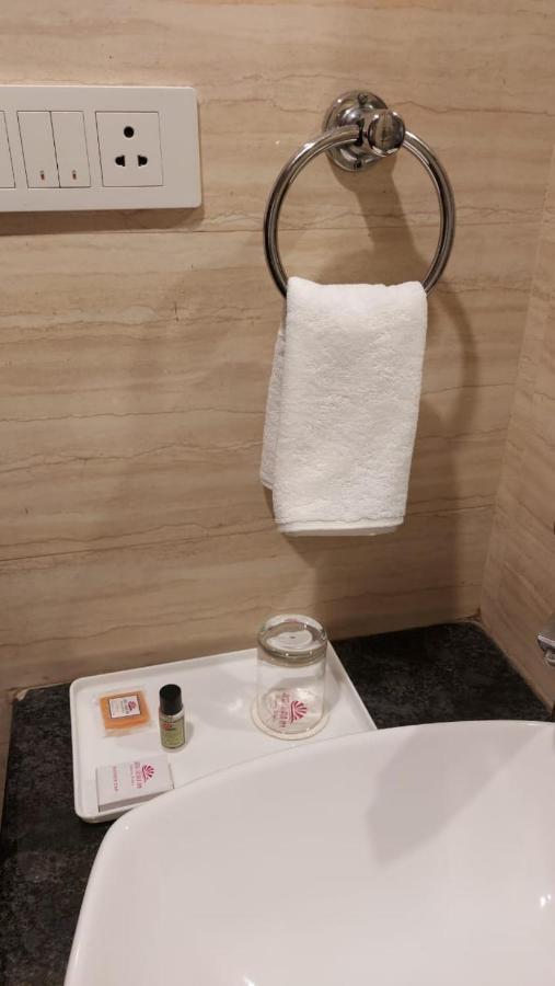 Hotel Casaya Inn Chinhat المظهر الخارجي الصورة