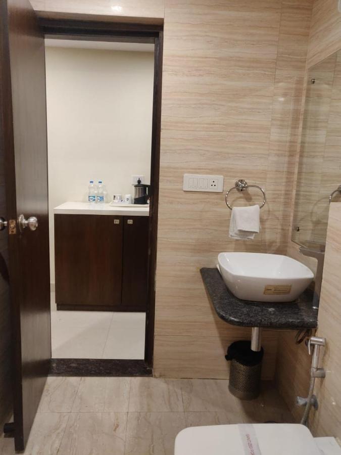 Hotel Casaya Inn Chinhat المظهر الخارجي الصورة