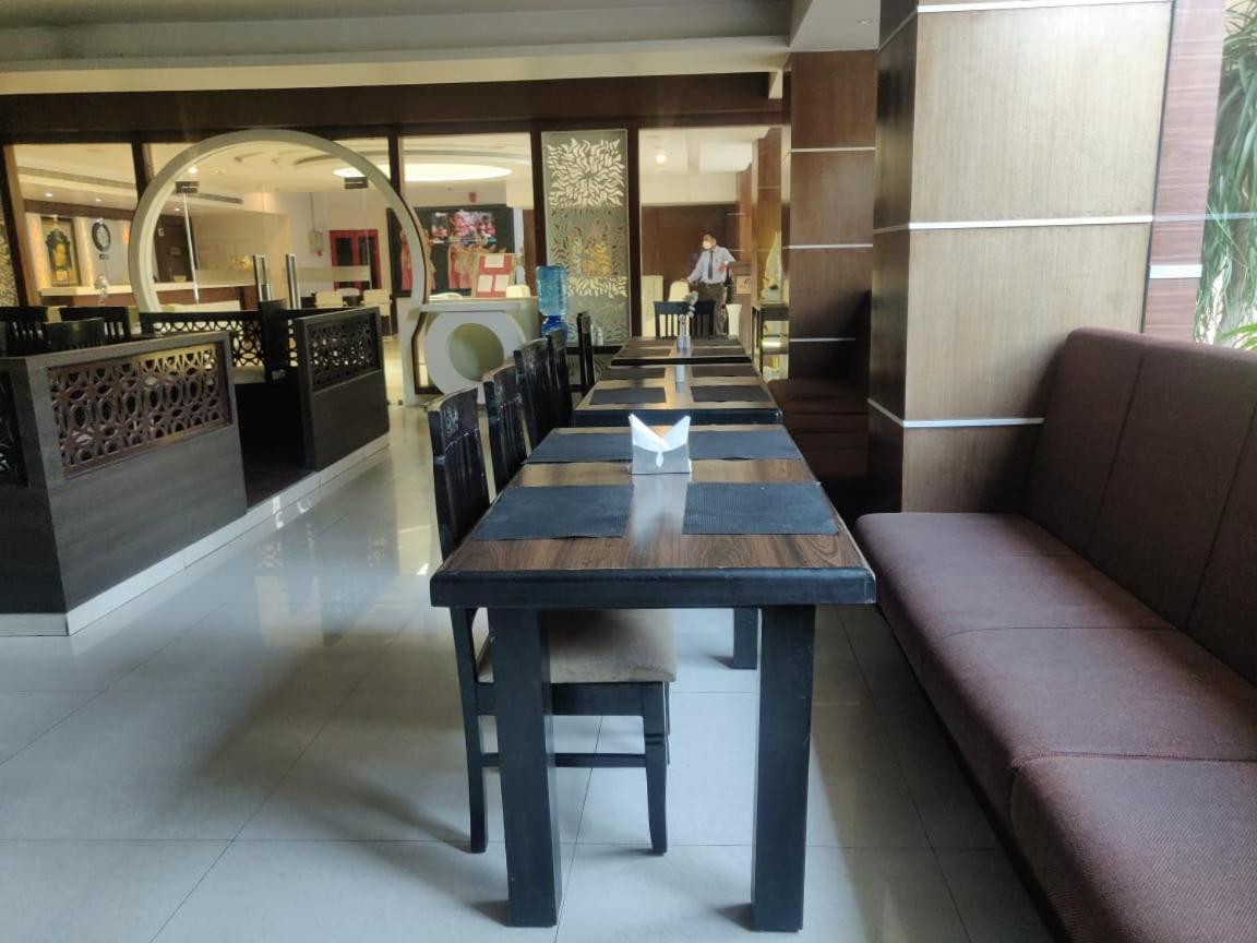 Hotel Casaya Inn Chinhat المظهر الخارجي الصورة